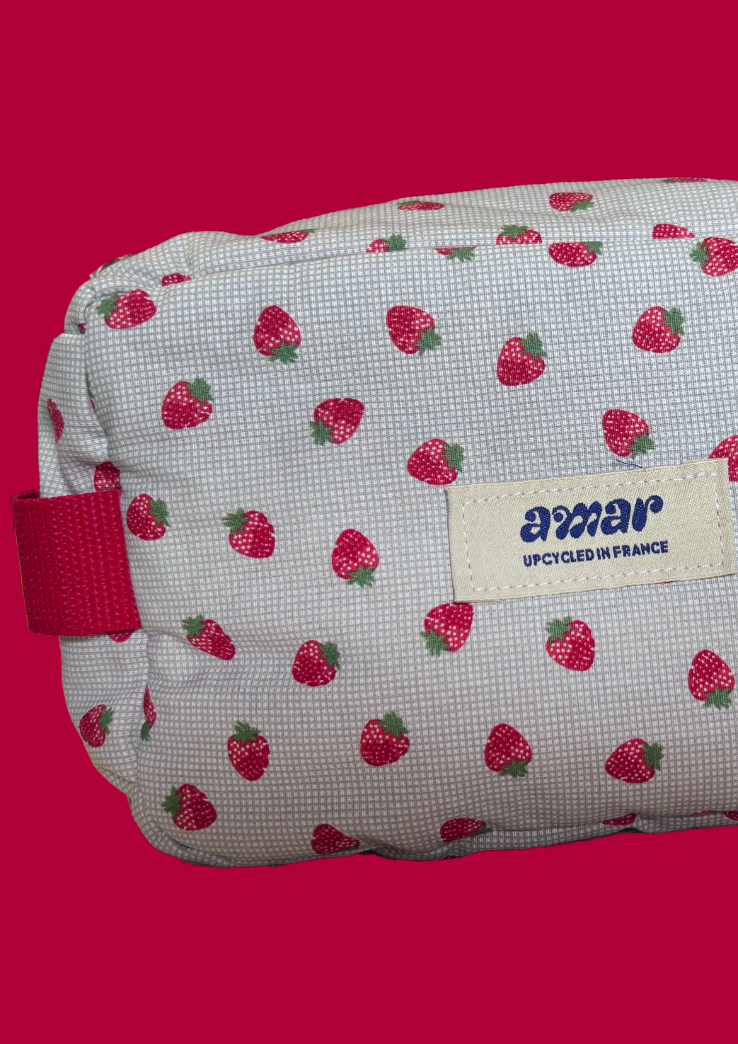 Trousse rétro fraise